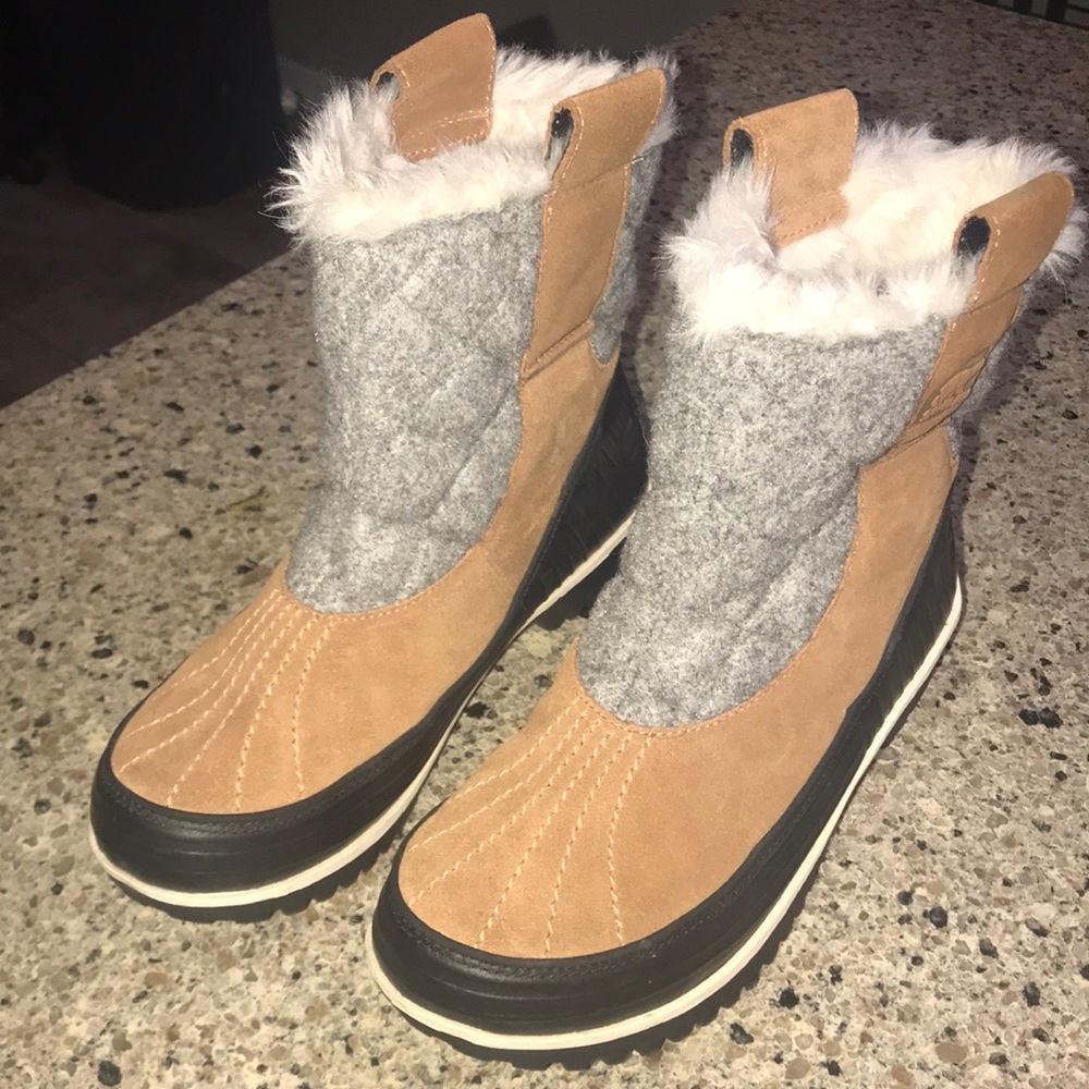 Sorel Tivoli II Pull On Boot SZ 7